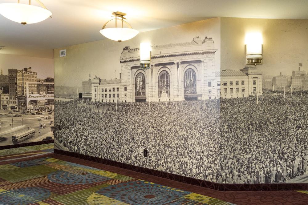Westport Kansas City, Tapestry Collection By Hilton Hotel